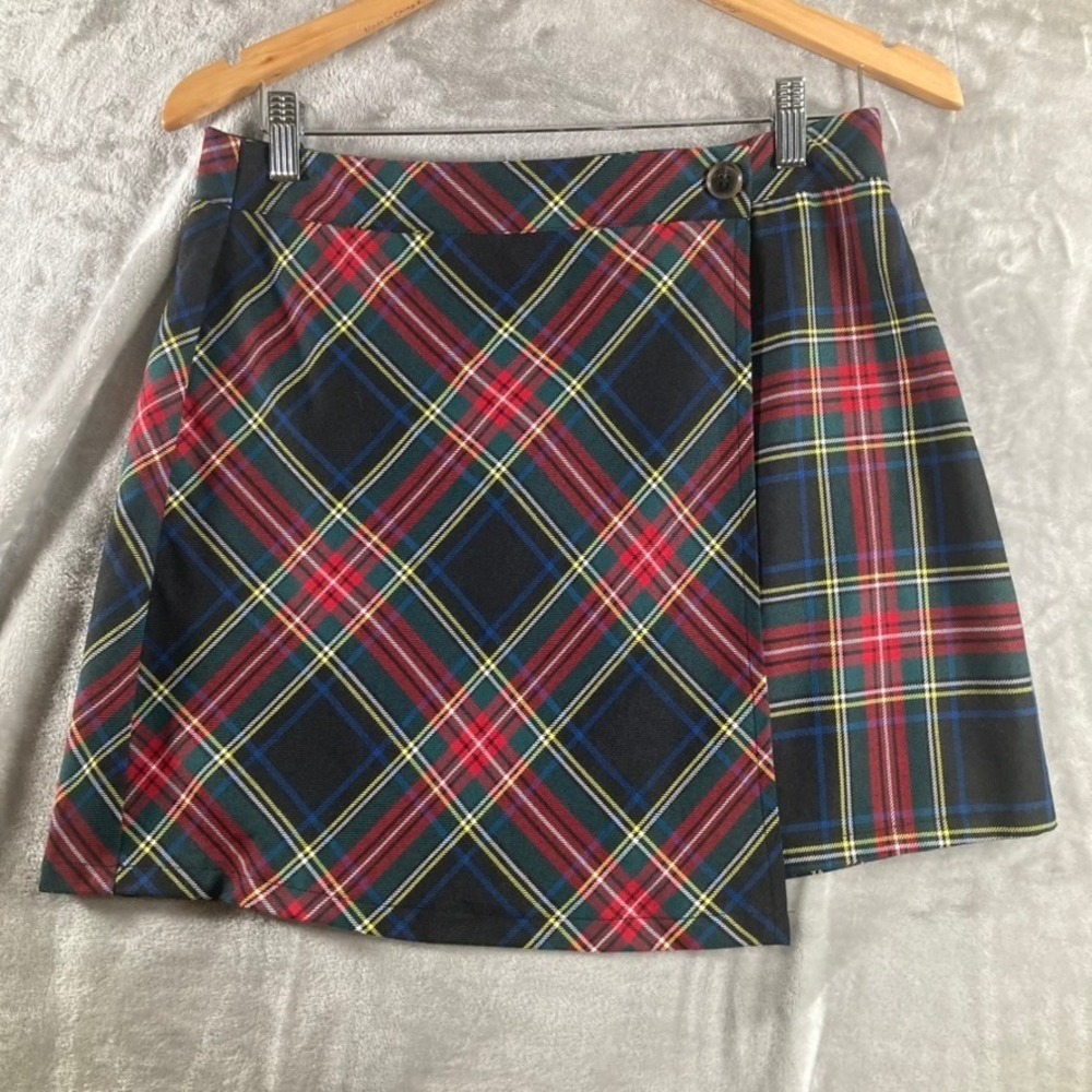 Almost Famous Womens M Plaid Mini Skirt Tartan Wrap Dark Academia